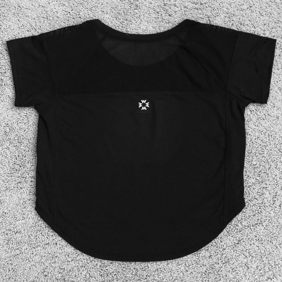 Without Walls cropped high-low black tee - Picture 2 of 3